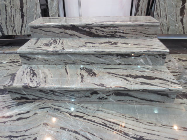 Wavy green grain marble stair