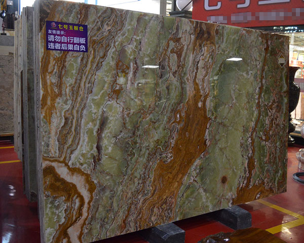 China gold vein classico green onyx marble