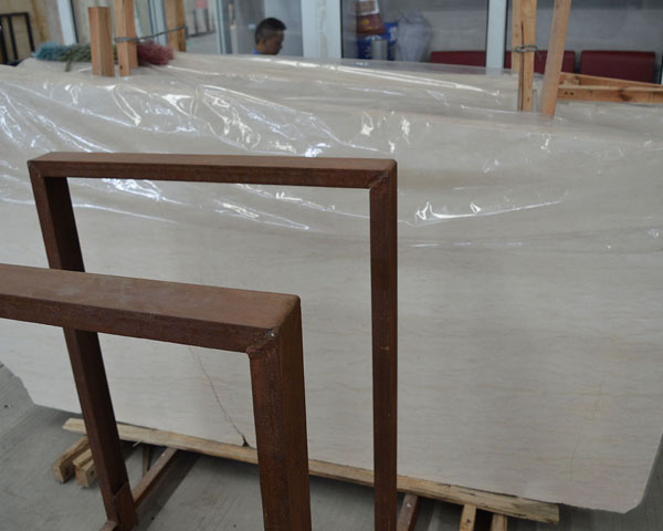 saint classico beige marble slab from Italy